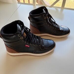 Levi's Men High Top Sneaker Boots Tag Size - 7.5M Classic Black/Tan/White